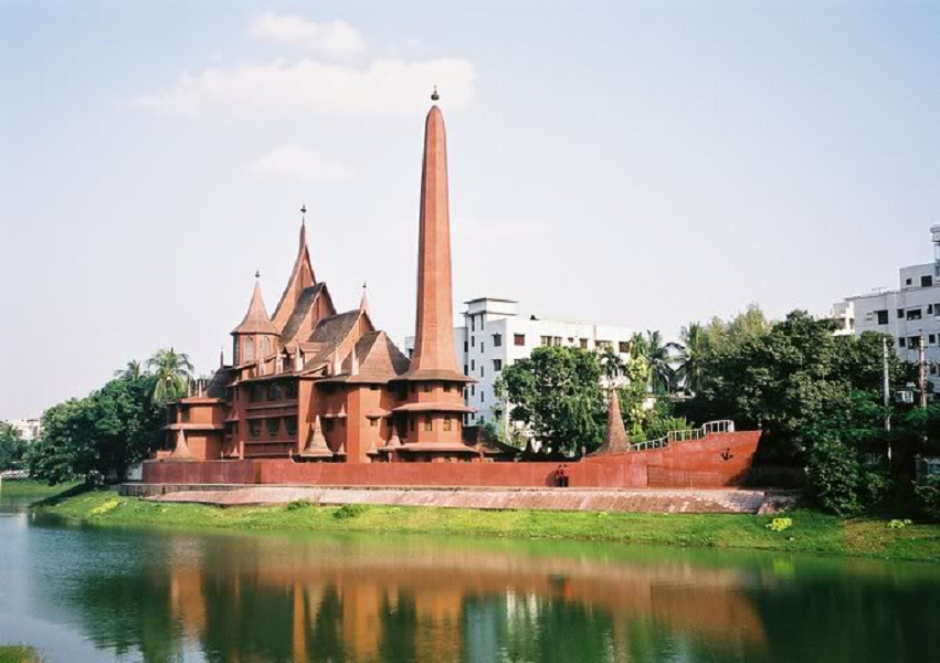 Jahaj Bari(Chistia Palace) In Dhanmondi Lake